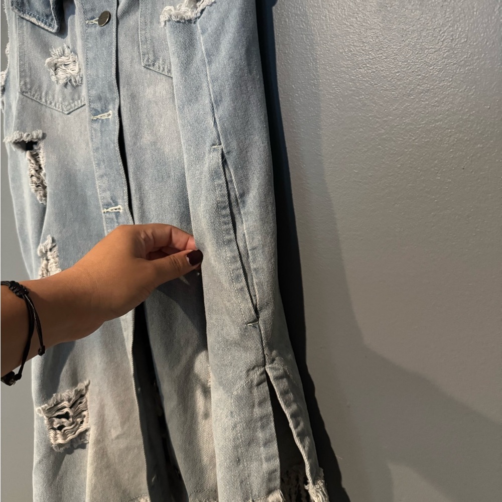 Light Blue Distressed Sleeveless Denim Long Vest with Fringe - Picture 5 of 8
